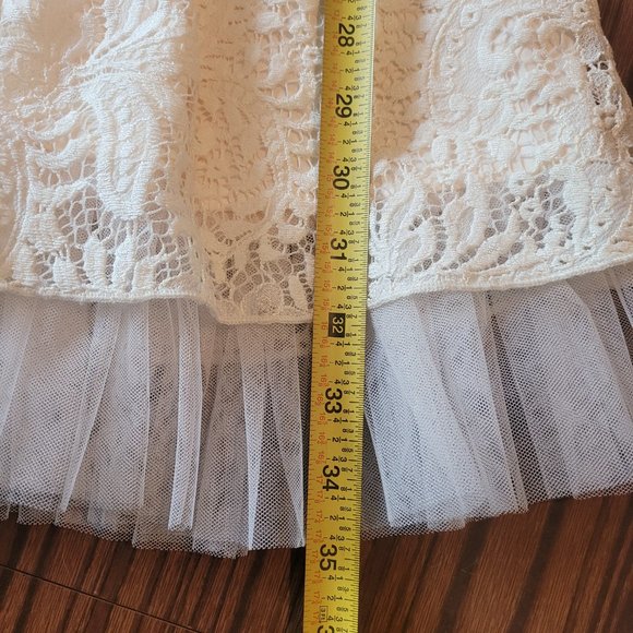 NWT RNB Rich and Beautiful Lace Crochet Short Sleeve V Neck Midi Dress Size XS - Picture 10 of 10